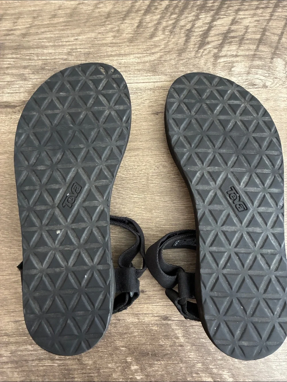 Teva Women's Black Strap adjustable Sandals